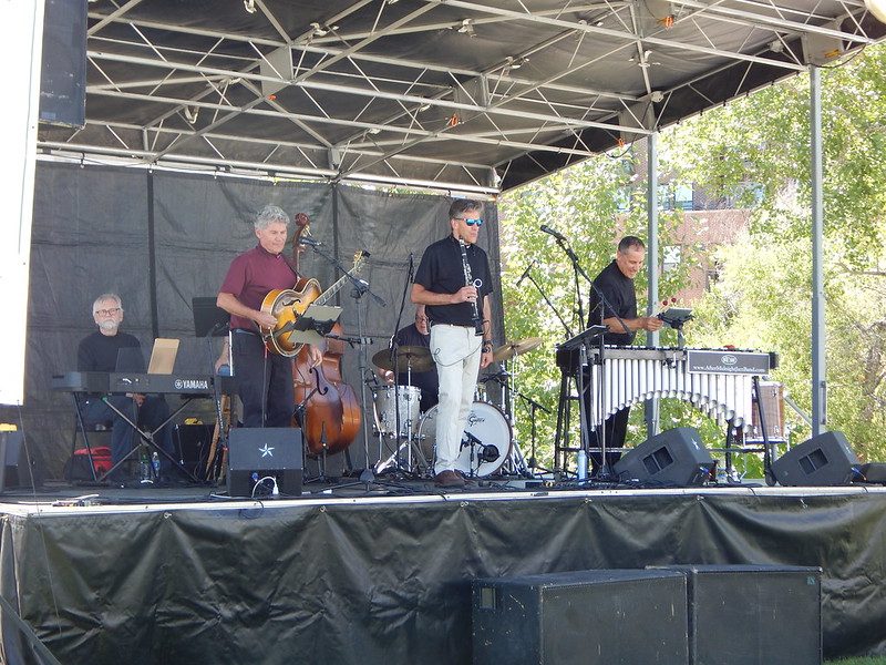 ArtFest live entertainment